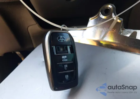 2017 Toyota Mirai из США, поврежденный, VIN JTDBVRBD6HA002517